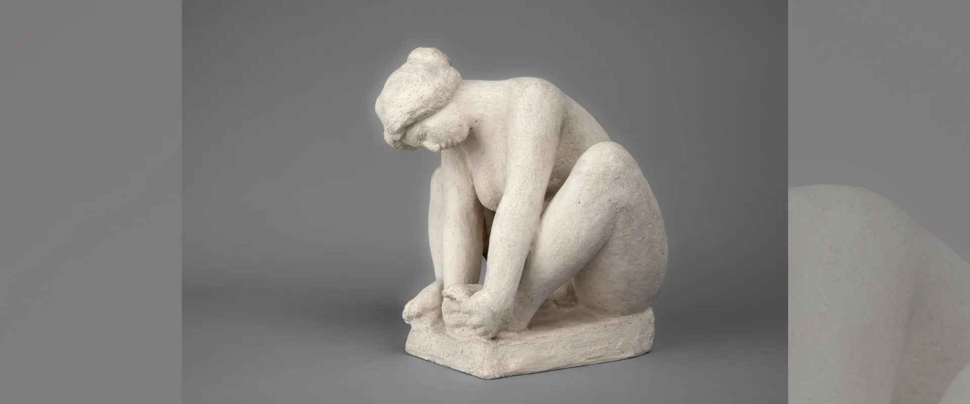 A. Maillol Jeune fille à l’épine, 1921, terre cuite, Perpignan,musée d’art Hyacinthe Rigaud. Photo Ville de Perpignan, Musée d'art Hyacinthe Rigaud. P. Marchesan A. Maillol Jeune fille à l’épine, 1921, terre cuite, Perpignan,musée d’art Hyacinthe Rigaud. Photo Ville de Perpignan, Musée d'art Hyacinthe Rigaud. P. Marchesan