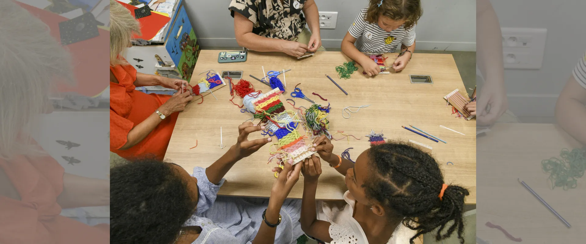 Atelier, Musée d'art Hyacinthe Rigaud, Au fil du tissage