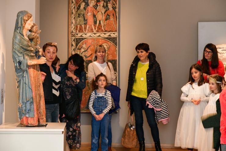 Visite guidée dans l'espace gothique du musée d'art Hyacinthe Rigaud