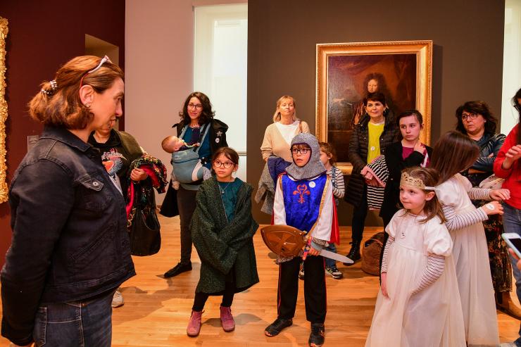 Visite guidée - La parade des costumes, musée d'art Hyacinthe Rigaud